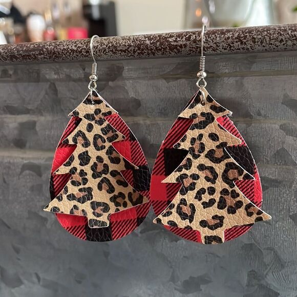 LEOPARD PRINT Christmas Tree and Buffalo Plaid Tear Drop Earrings - Picture 1 of 4